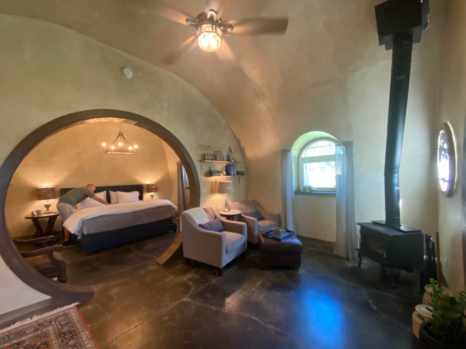 Bright, Cheery Hobbit Hole and Second Breakfast